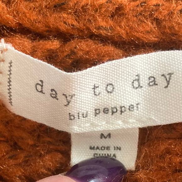 Rust open back chunky sweater women's  oversize medium knit twist back - Picture 7 of 9